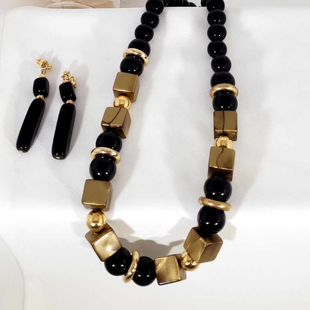 Vintage Hawaii 1970's Style Block Necklace & Earrings Set in Box